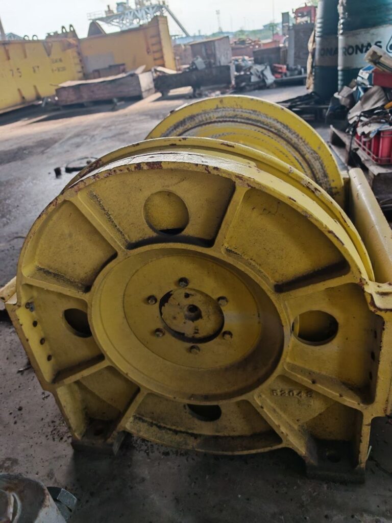 Winch CH10, w/ Motor, S/N: 8000714