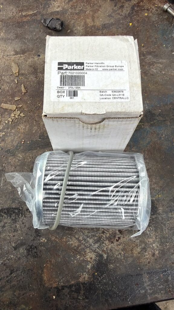 Hydraulic Filter [PARKER] 270L123A