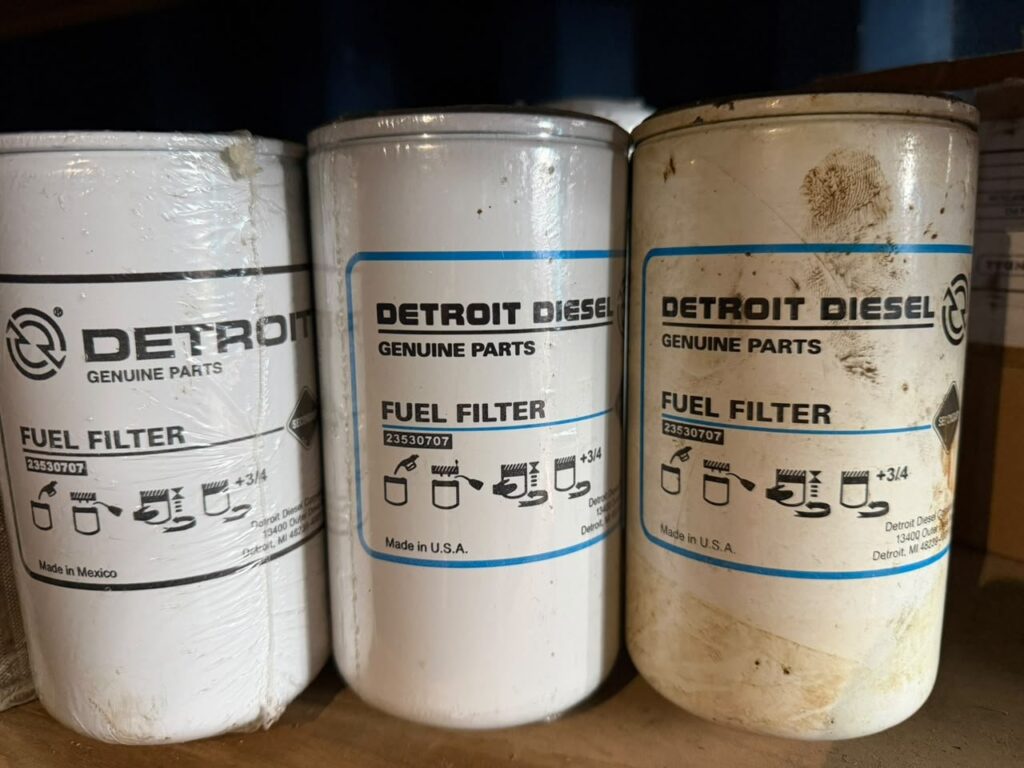 Fuel Filter [DETROIT] 23530707