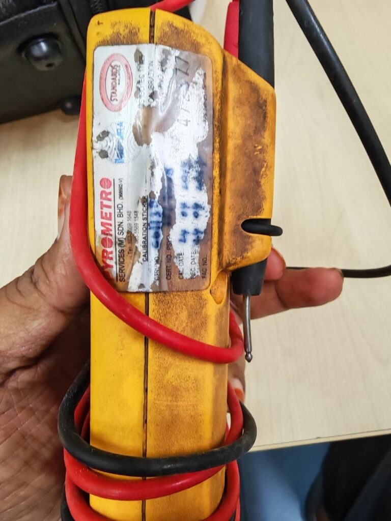 Digital multimeter, true-RMS, with test leads - Fluke 179 True RMS Multimeter