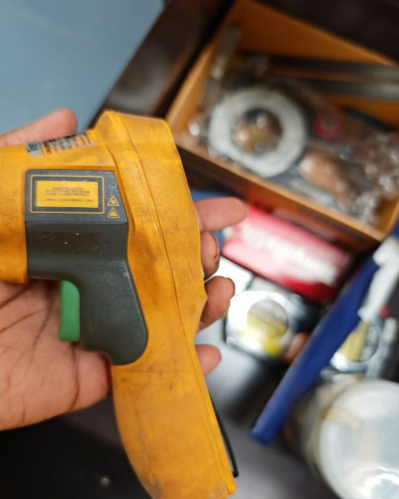 Infrared thermometer (-30 to 500 C, IP54, 3 m drop) - Fluke 62 MAX (inferred from printed spec '-30 to 500 C, 3M drop, IP54'; model name not visible)