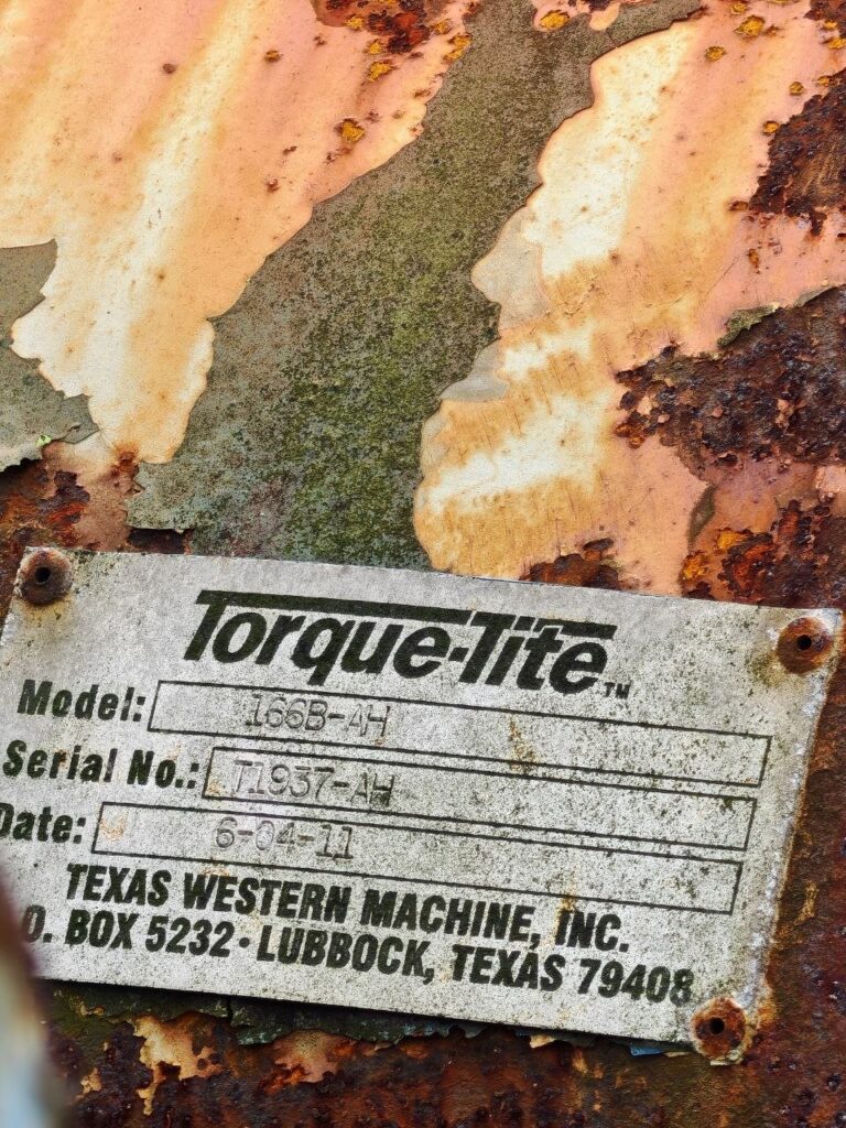 Torque-Tite units on drawworks (Texas Western Machine), 2 pcs: 166B-AH S/N T1937-AH and 66S-AH S/N T2890SF